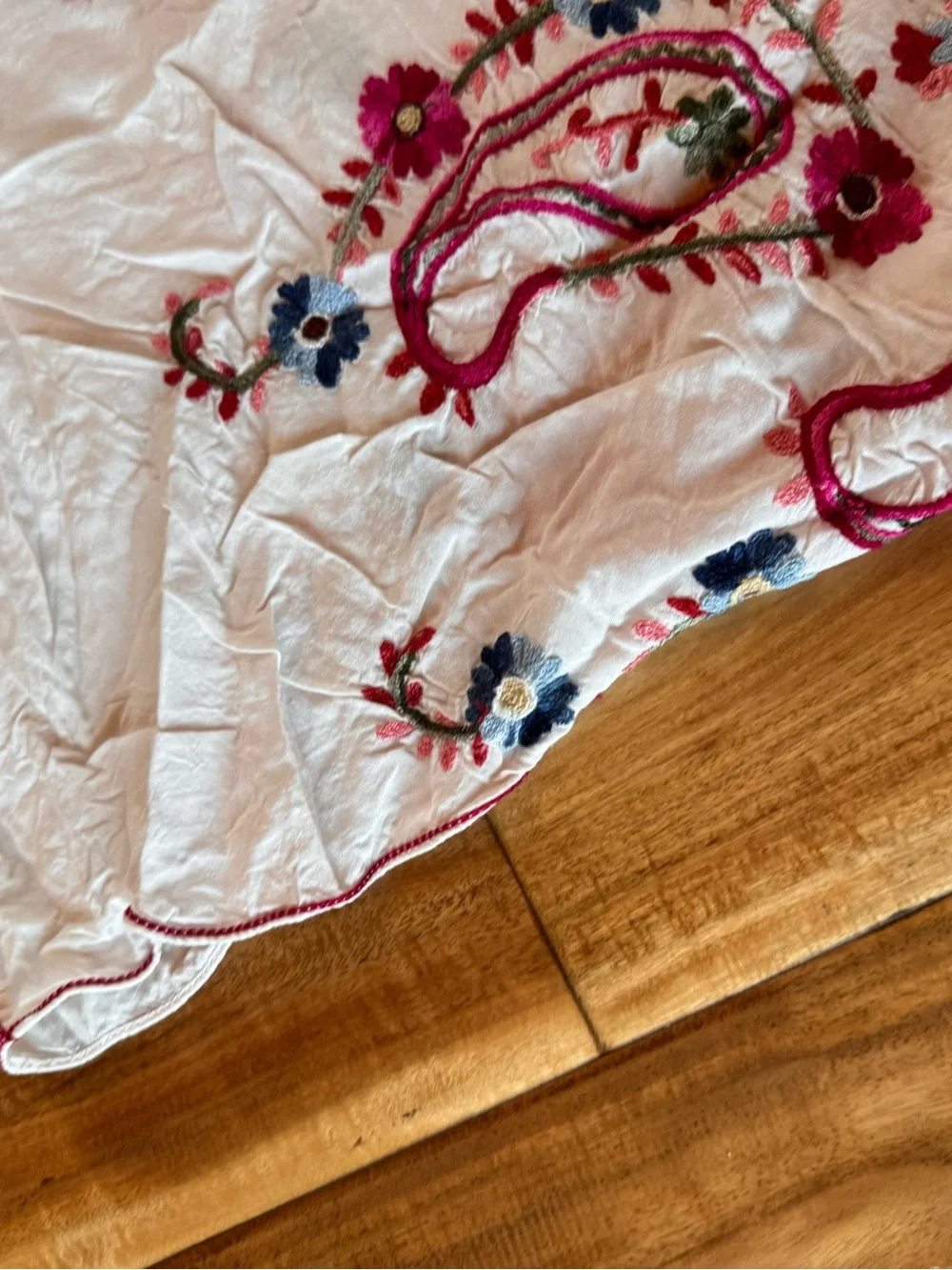 Chelsea & Violet White Shawl with Red and Blue Paisley Embroidery